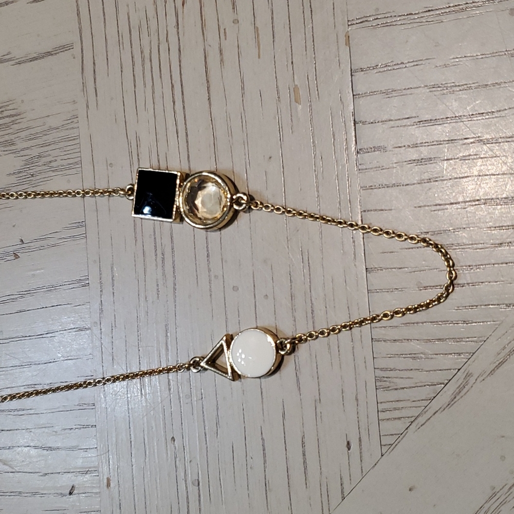 Necklace - Picture 5 of 6